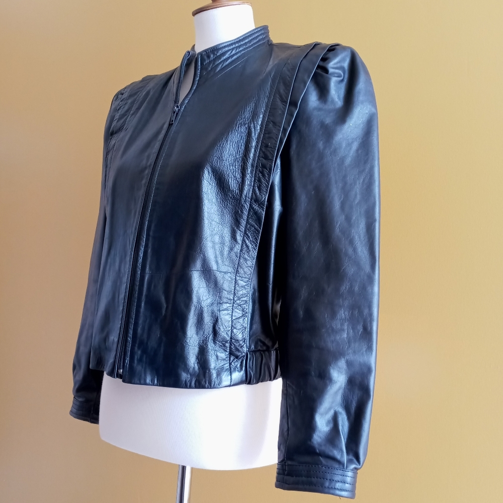 Sold Vintage 80s leather jacket